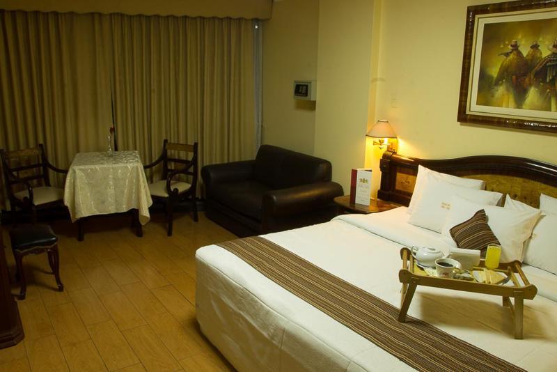 Inkari Suites Hotel Lima Extérieur photo